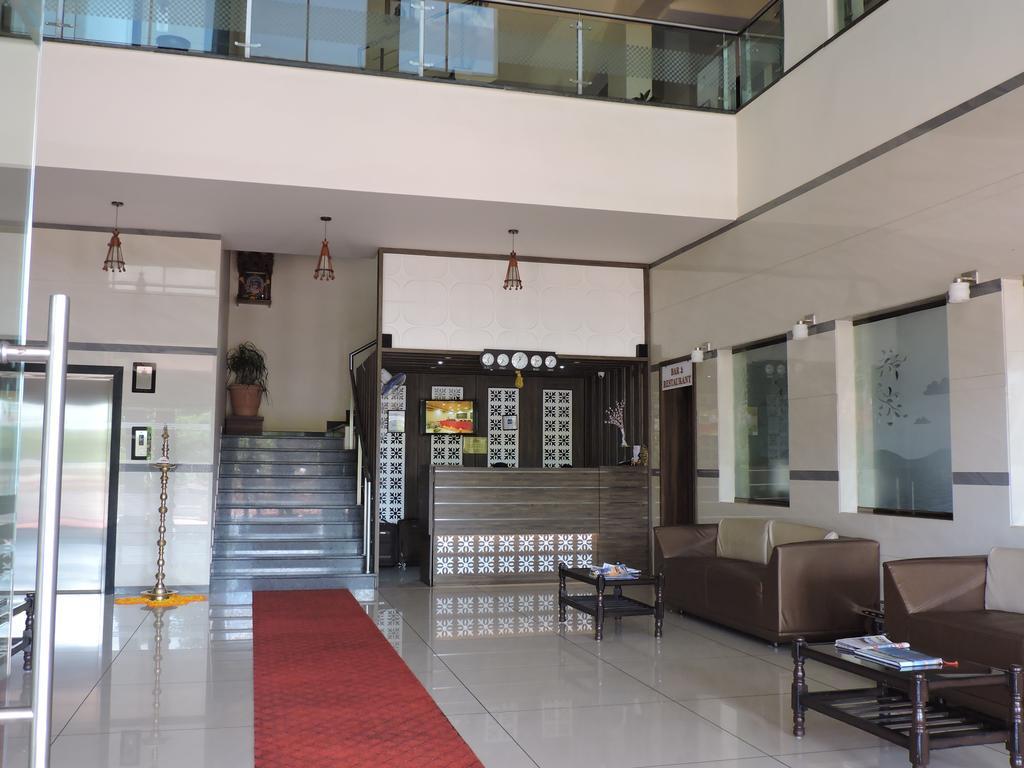 โรงแรม ซังกัม รีเจนซี รัตนากีรี ภายนอก รูปภาพ